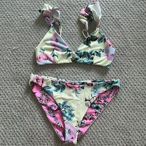 Maaji New Found Love Halles Ruffle Bralette & Bottom Size M Worn Once!